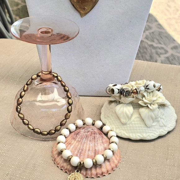 SET! Bronze Blown Glass Heart Pendant with Pearl and Beaded Bracelets - Picture 4 of 15